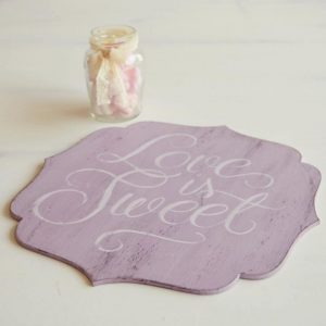 Tablita decorativa pictata manual- Love is sweet!