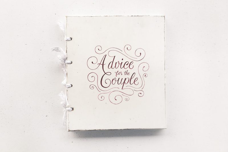 Guestbook personalizat, pictat manual - "Advice for the Couple"