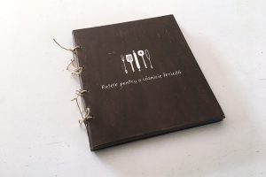 Guestbook personalizat, pictat manual - Retete pentru o casnicie fericita