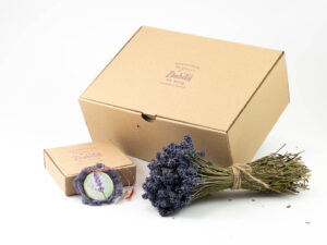 Set cadou - buchet de lavandă și mărțișor Nature inspired