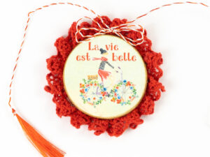 Broțișor – Broșă Mărțișor – La vie est belle