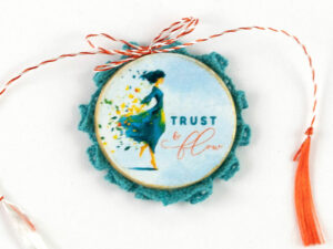 Broșă-mărțișor - Broțișor - Trust & Flow